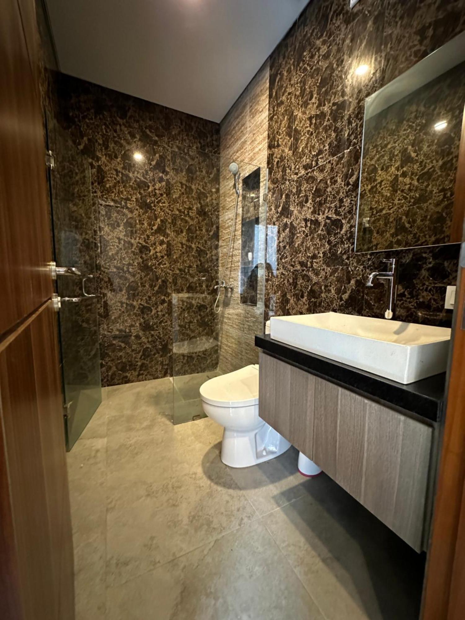 Classy New 5 Bedroom In Kuta Legian (Bali)