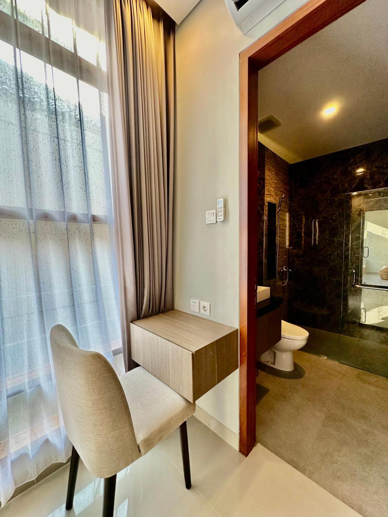 Villa Classy New 5 Bedroom In Kuta