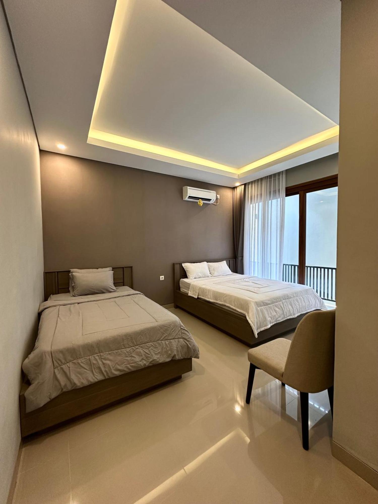 Classy New 5 Bedroom In Kuta *
