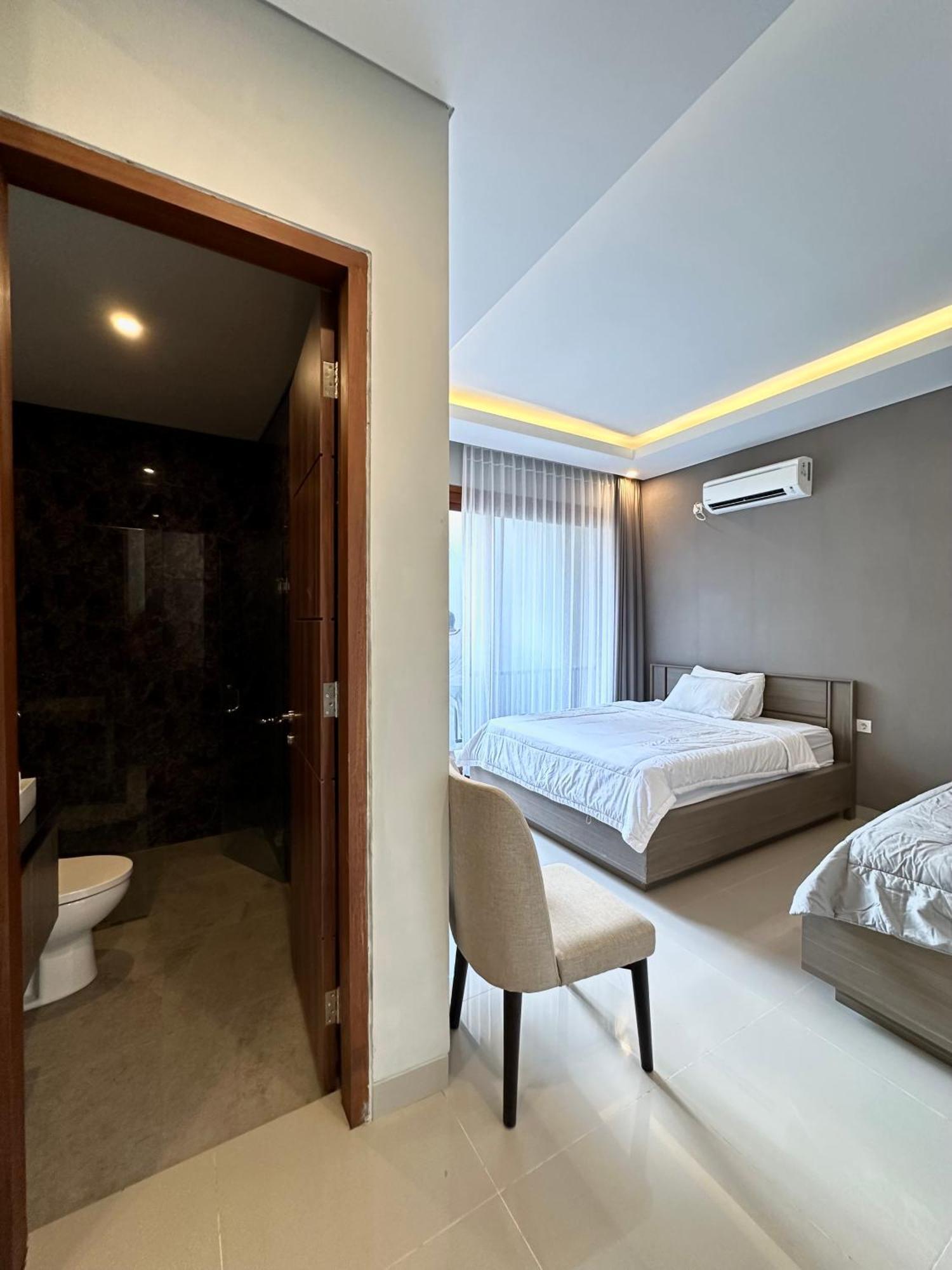 Villa Classy New 5 Bedroom In Kuta Legian (Bali)