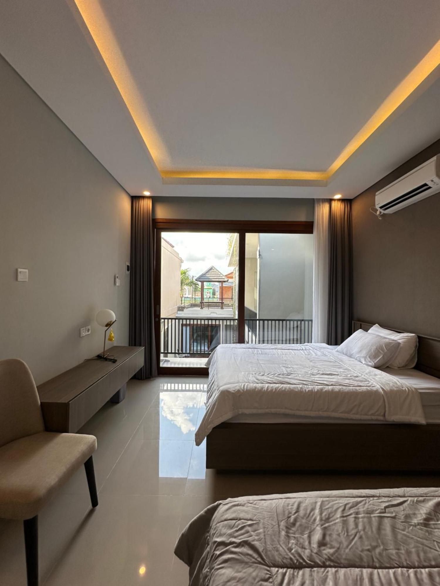 Villa Classy New 5 Bedroom In Kuta