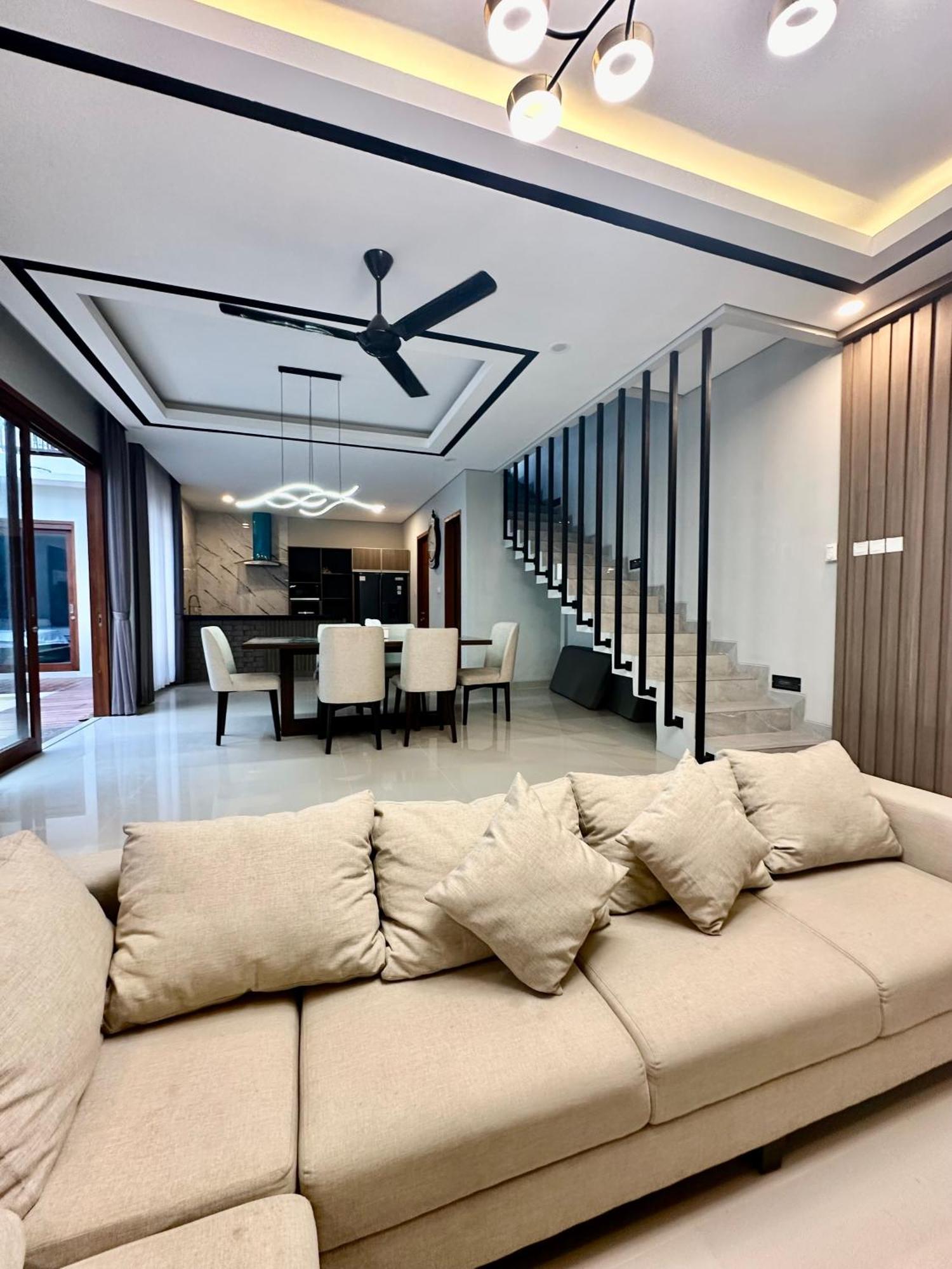 Villa Classy New 5 Bedroom In Kuta