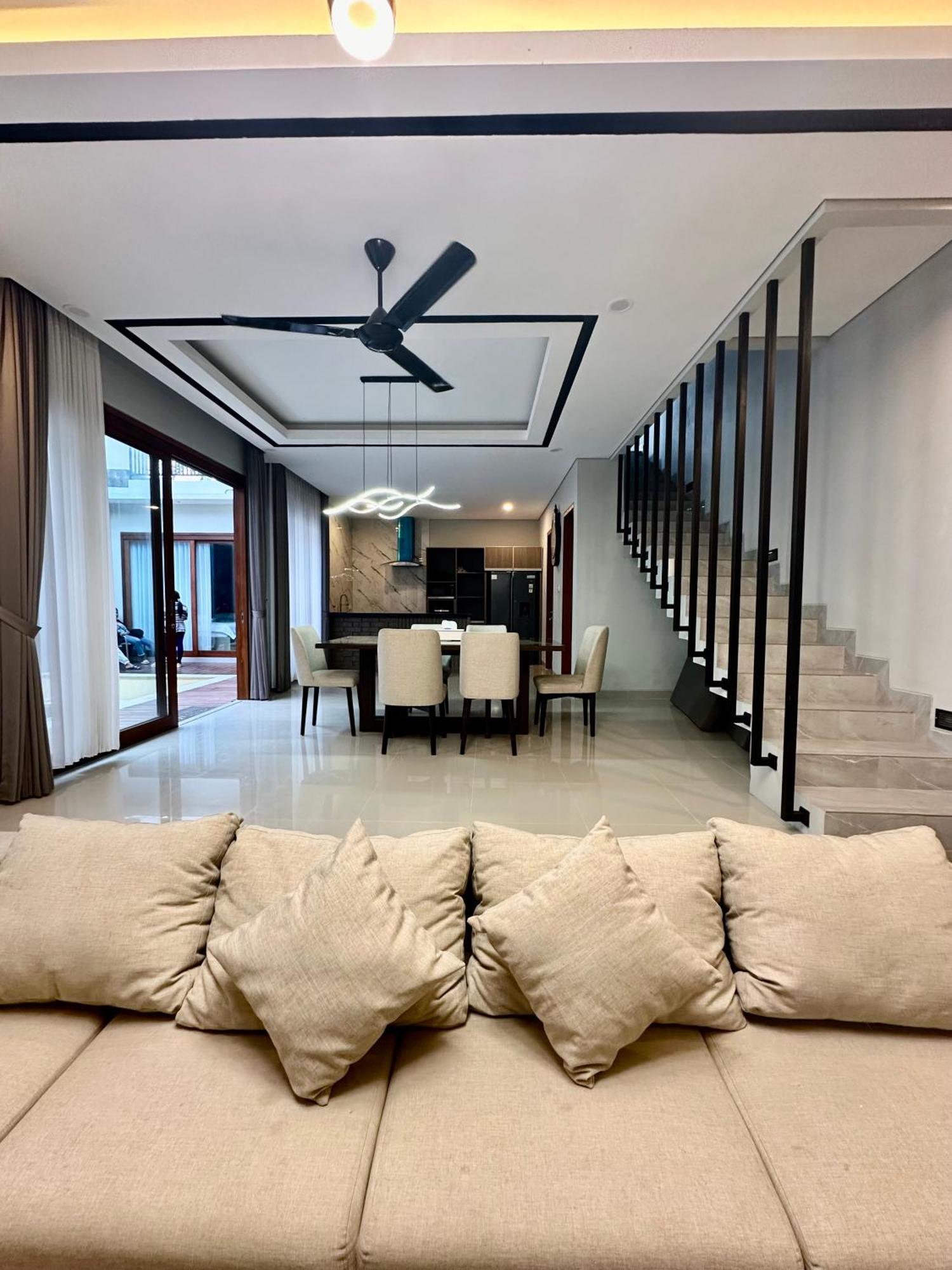 Classy New 5 Bedroom In Kuta *
