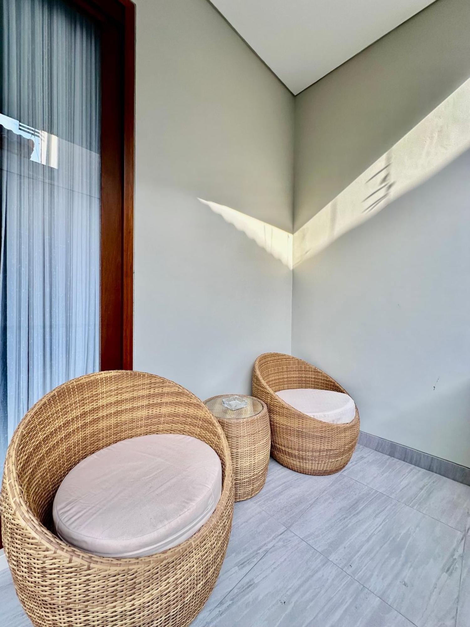 Classy New 5 Bedroom In Kuta *