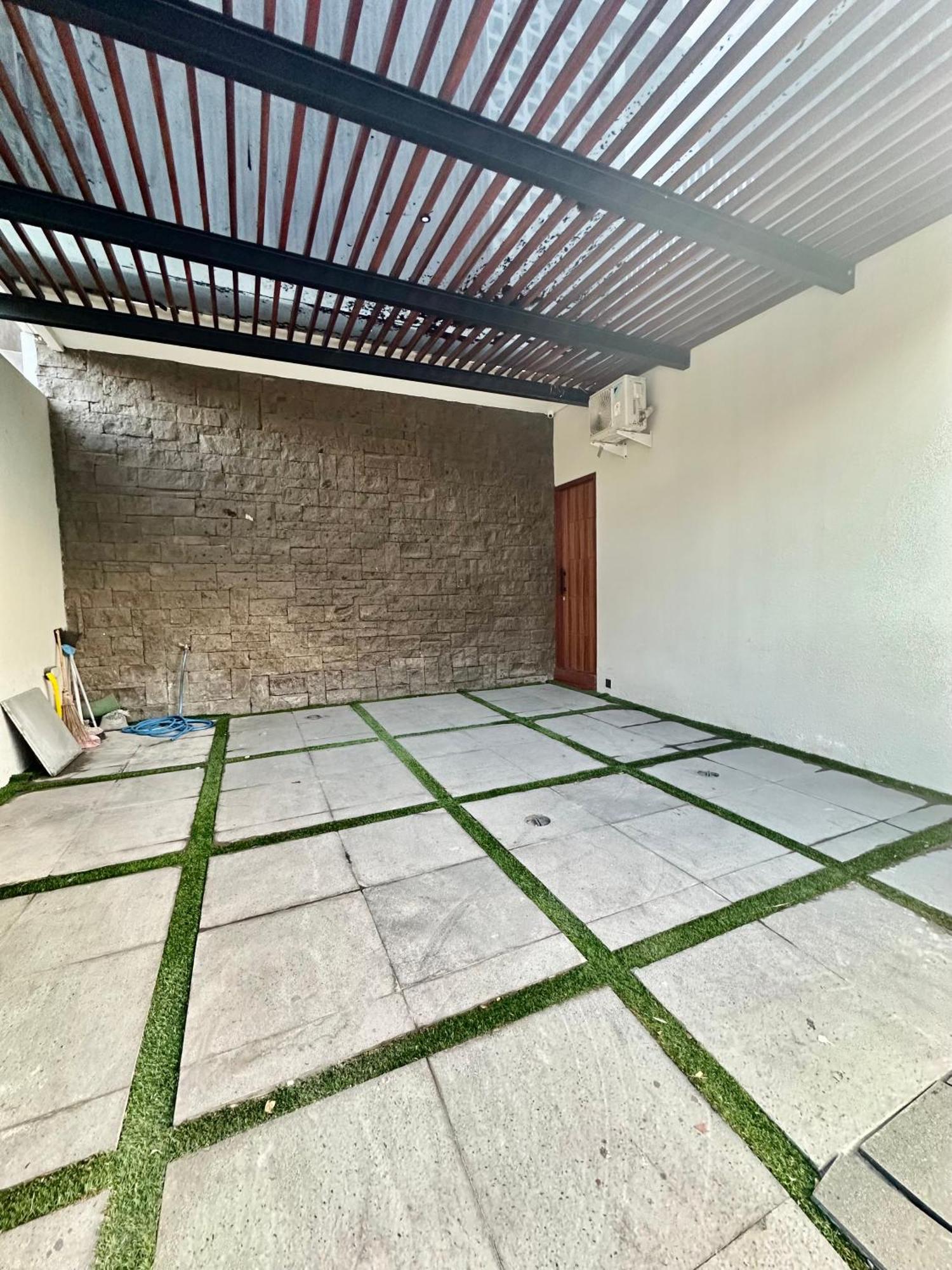 Classy New 5 Bedroom In Kuta