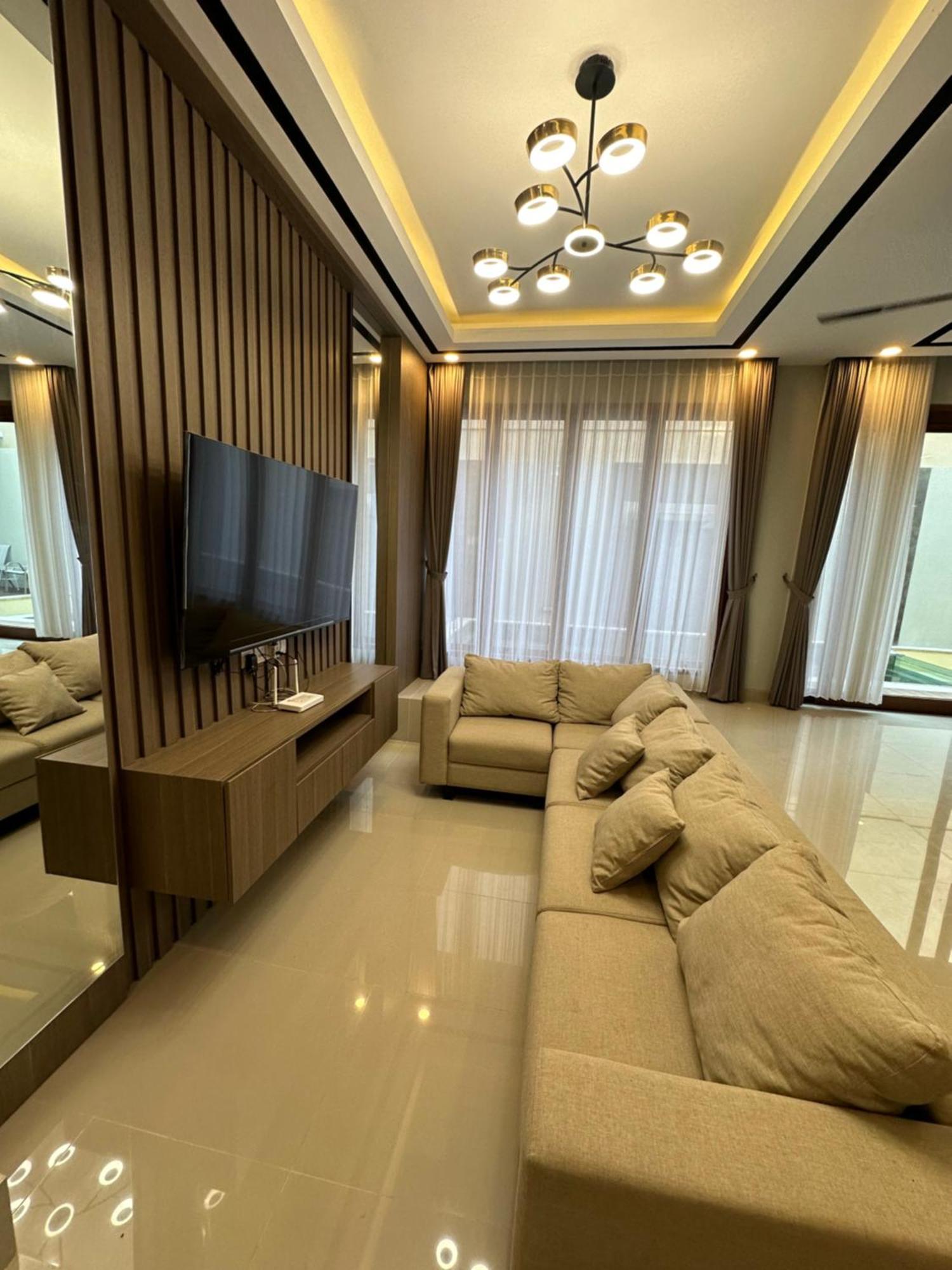 Classy New 5 Bedroom In Kuta Villa