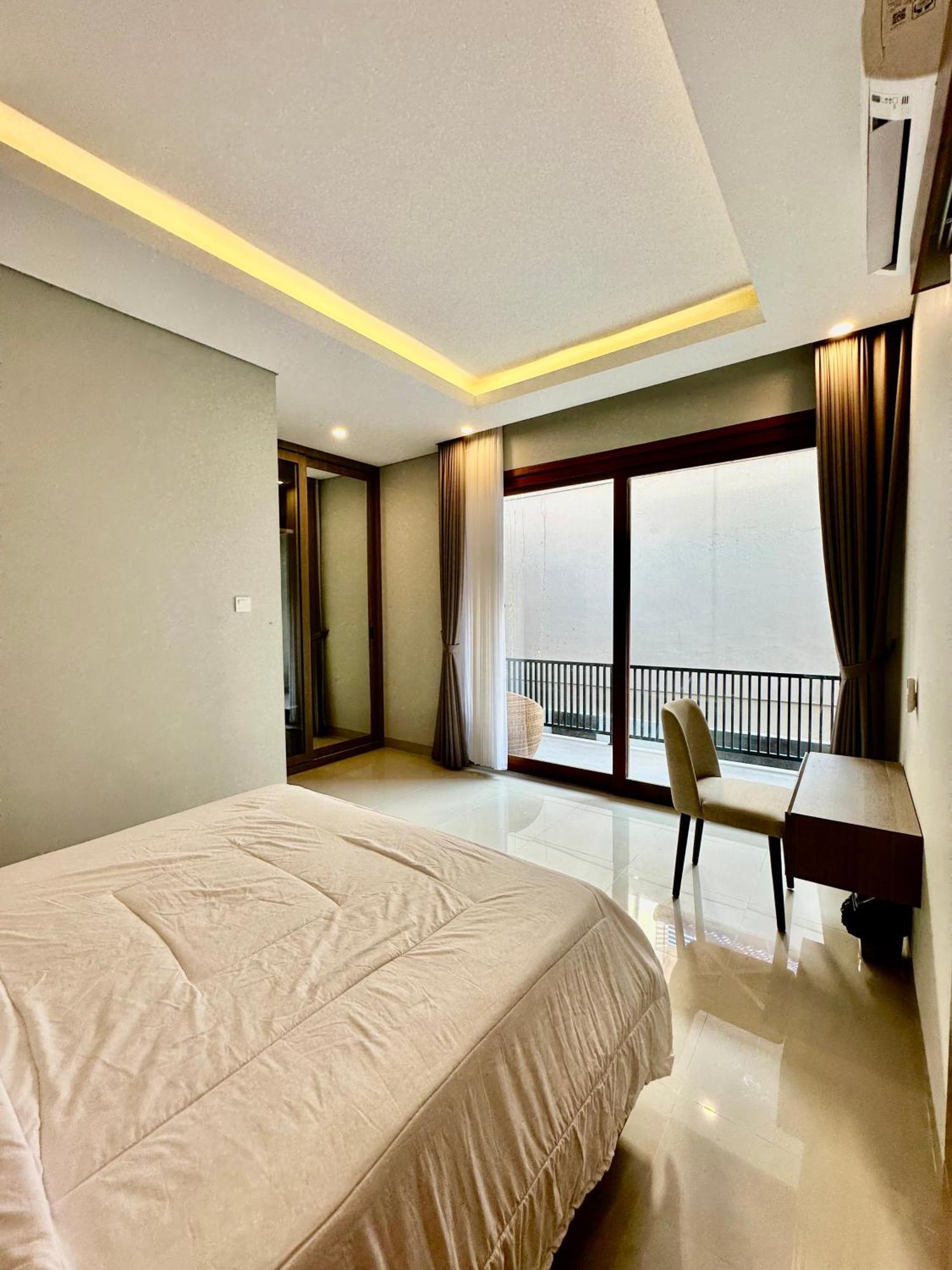 Classy New 5 Bedroom In Kuta Villa