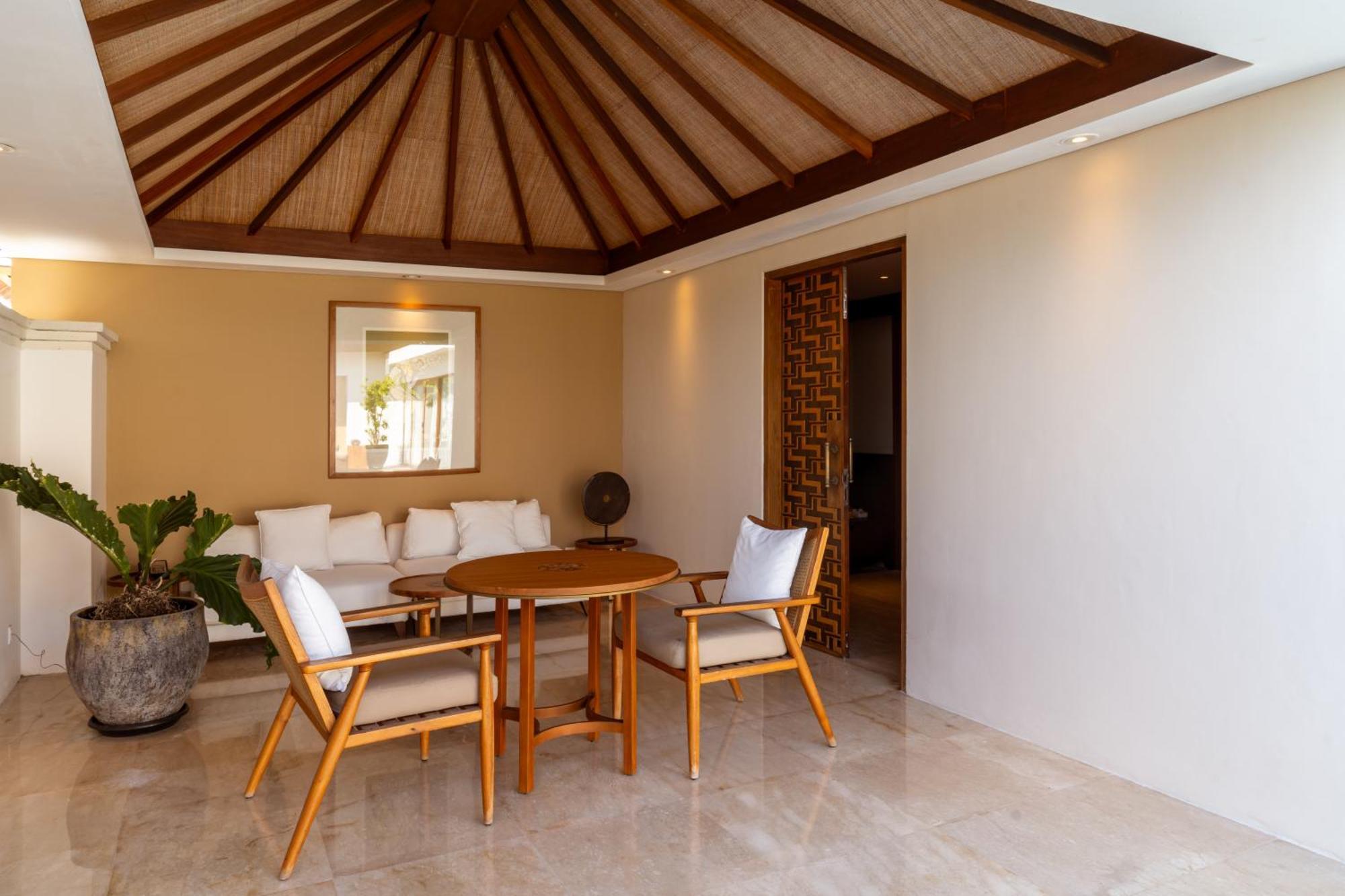 Royal At The Bandha Villa