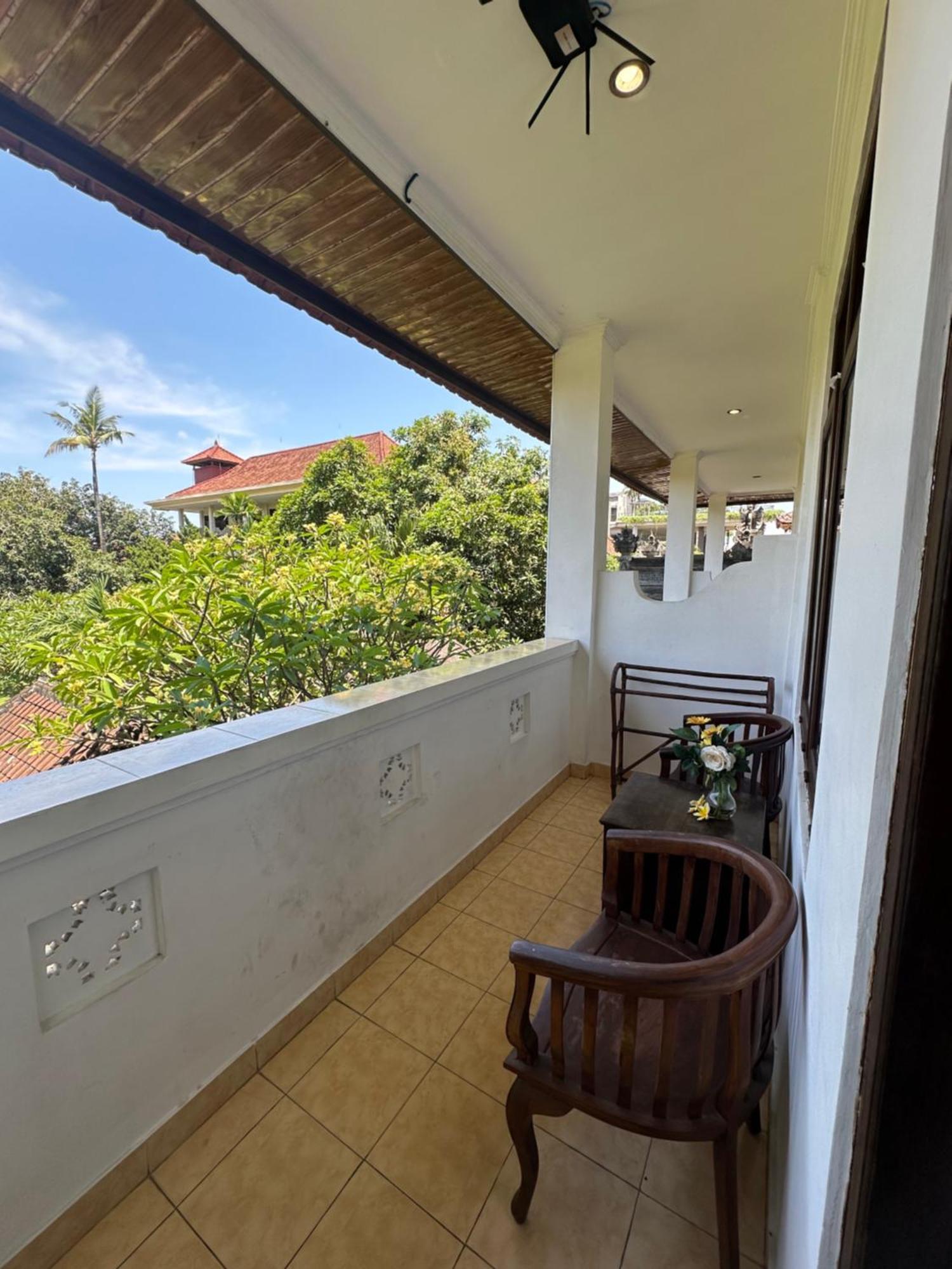 New Mekar Jaya Bed & Breakfast *