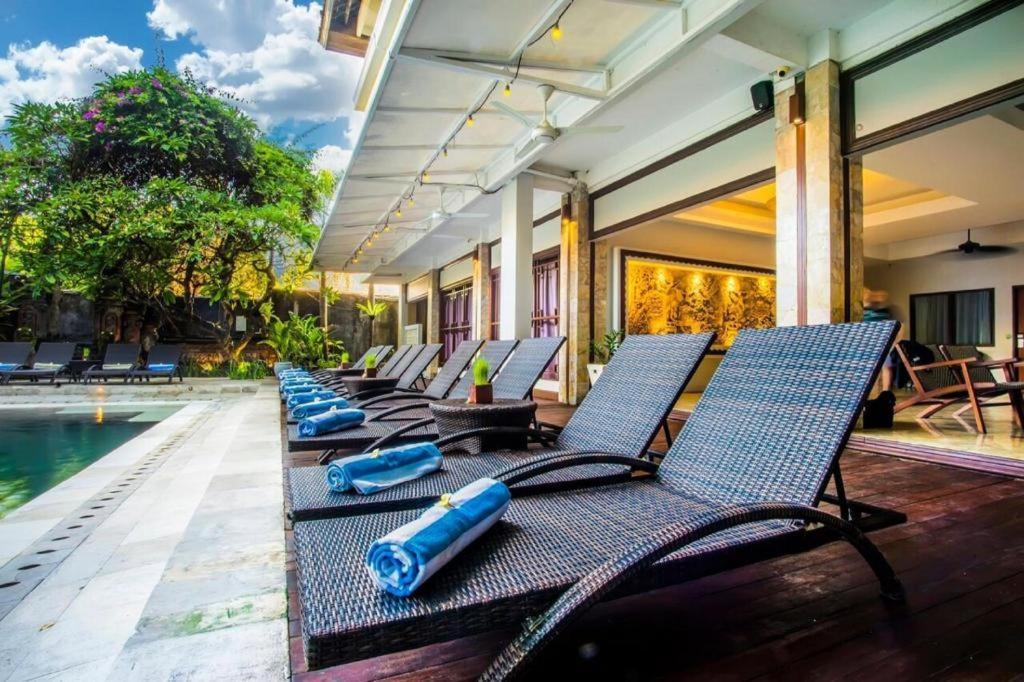 Maharani Beach Hotel Legian (Bali)