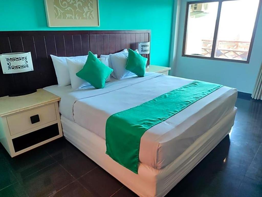 Maharani Beach 3*