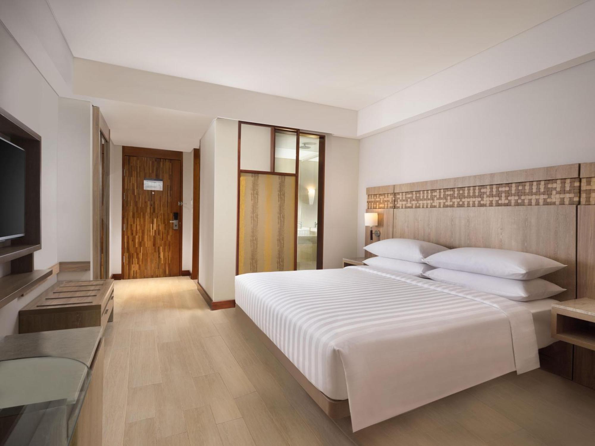 Hotel Fairfield By Marriott Bali 4*