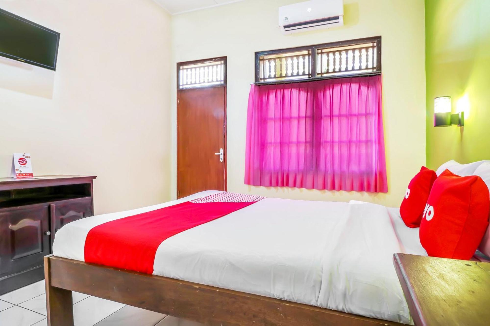 Hotel Oyo 2184 Nan Berlian Legian (Bali)