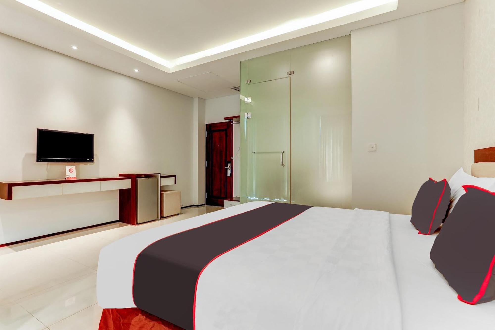 Hotel Collection O Legian Near Pantai Kuta Formerly Premium Legian 4*