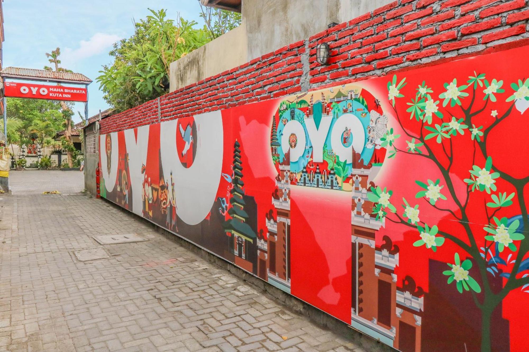 Hotel Super Oyo 1654 Maha Bharata Kuta