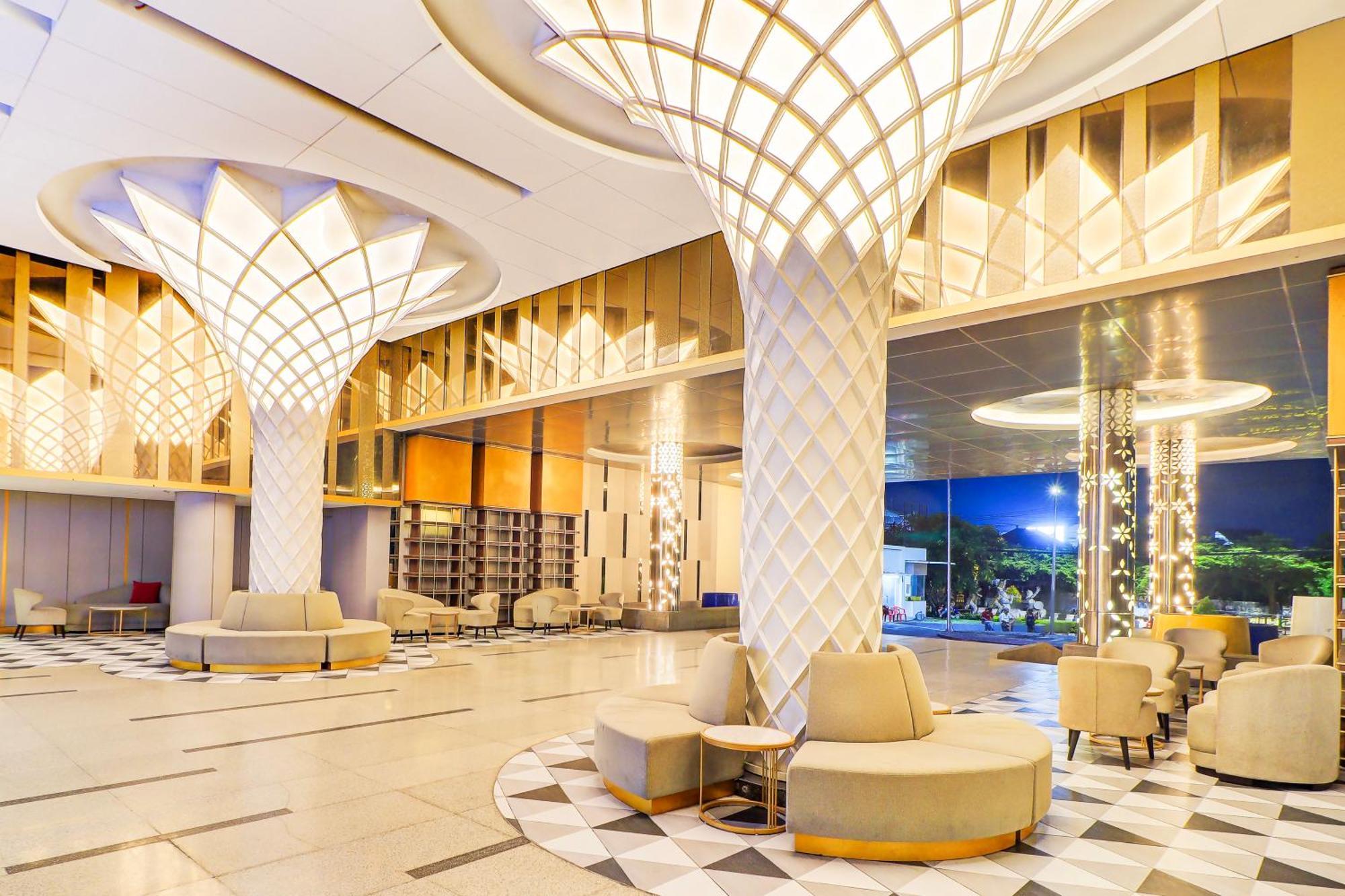 Checkmyguestt Arshika Sunset Road Hotel 4*