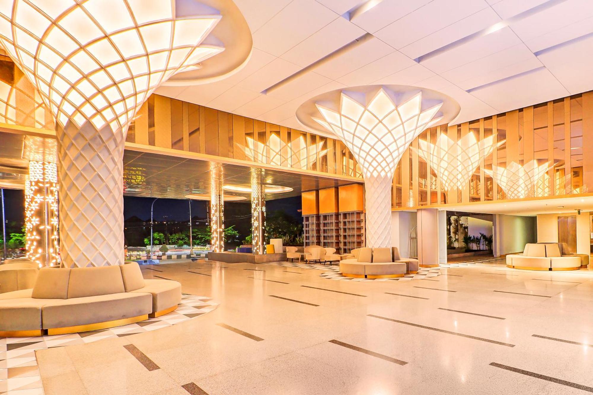 Checkmyguestt Arshika Sunset Road Hotel 4*
