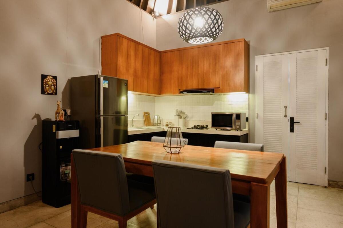 Urban 5br Villa
