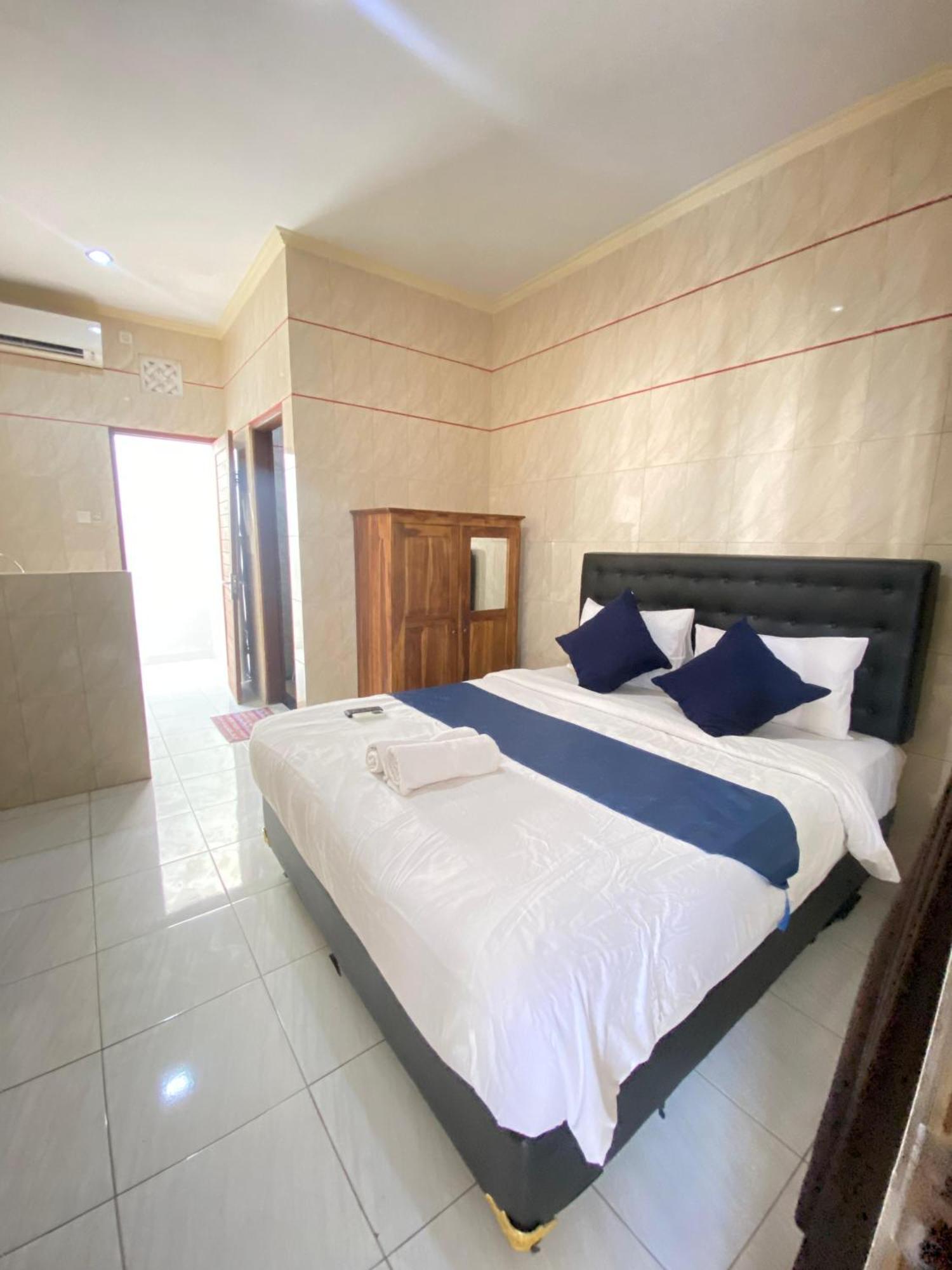 Sg - 2 Minutes To The By Micky 2 Legian (Bali)