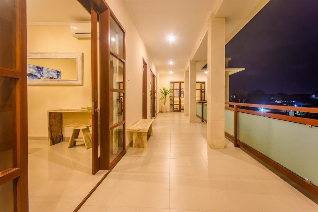 Villa Tepi Sungai *