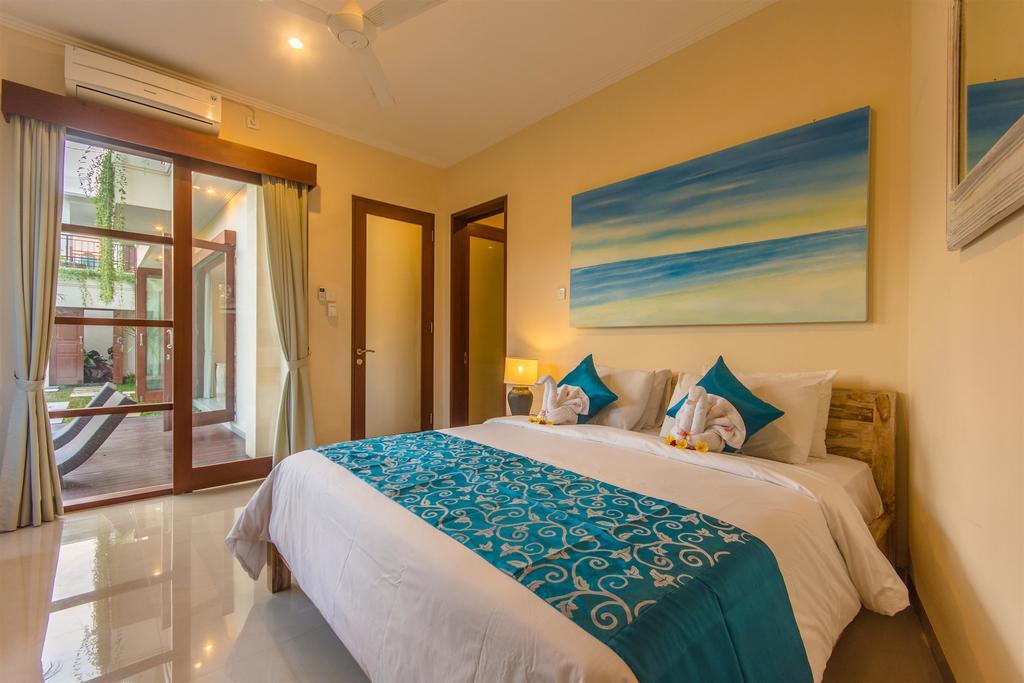 Villa Tepi Sungai Legian (Bali)