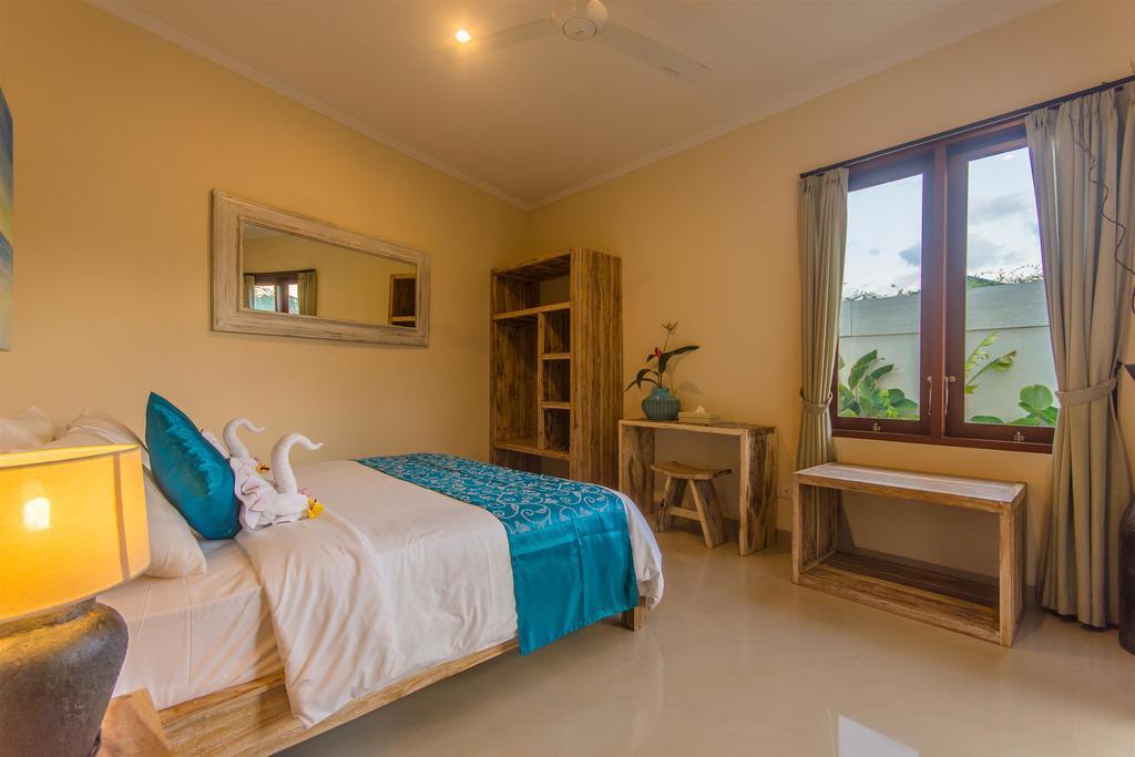 Villa Tepi Sungai *