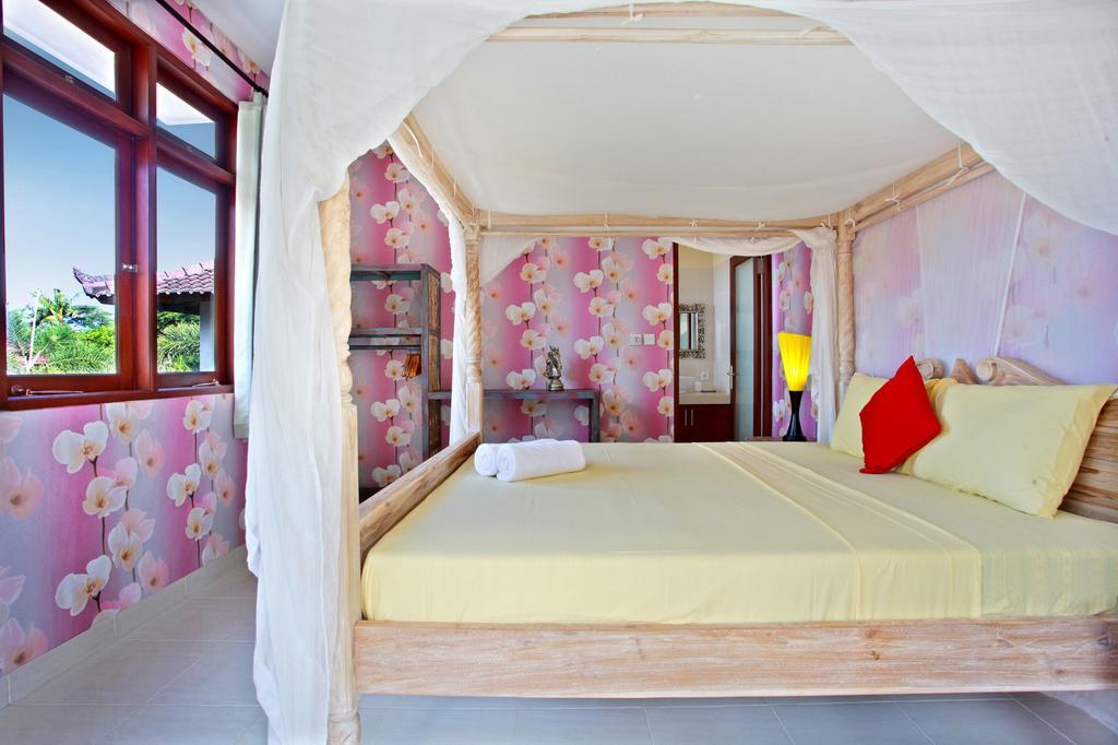Hotel Legian Beach Villas 3*