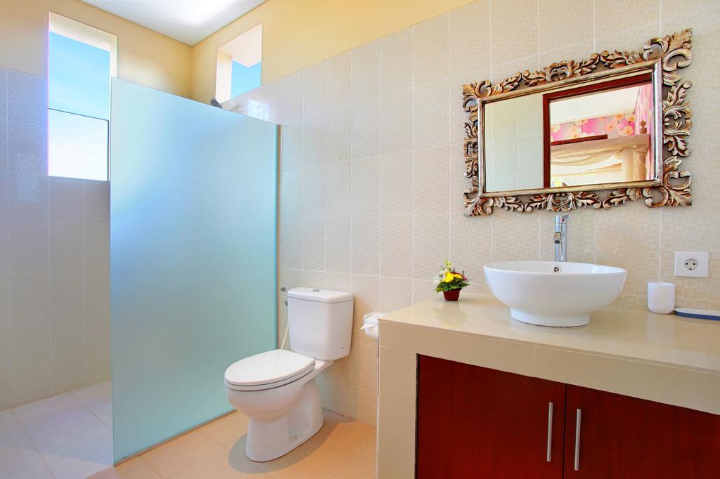 Legian Beach Villas