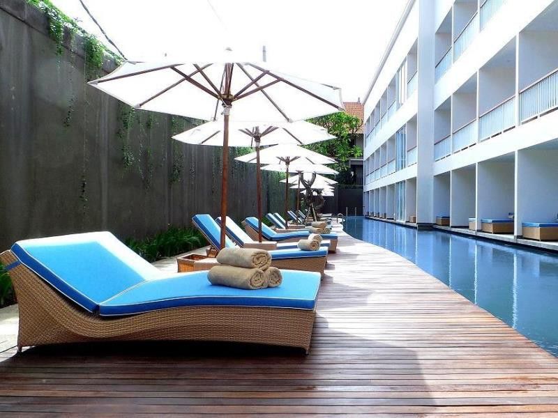 Hotel Ossotel Legian (Bali)
