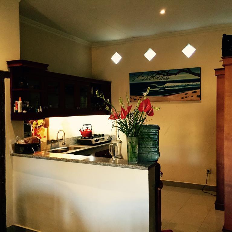 Bob's Bali House *