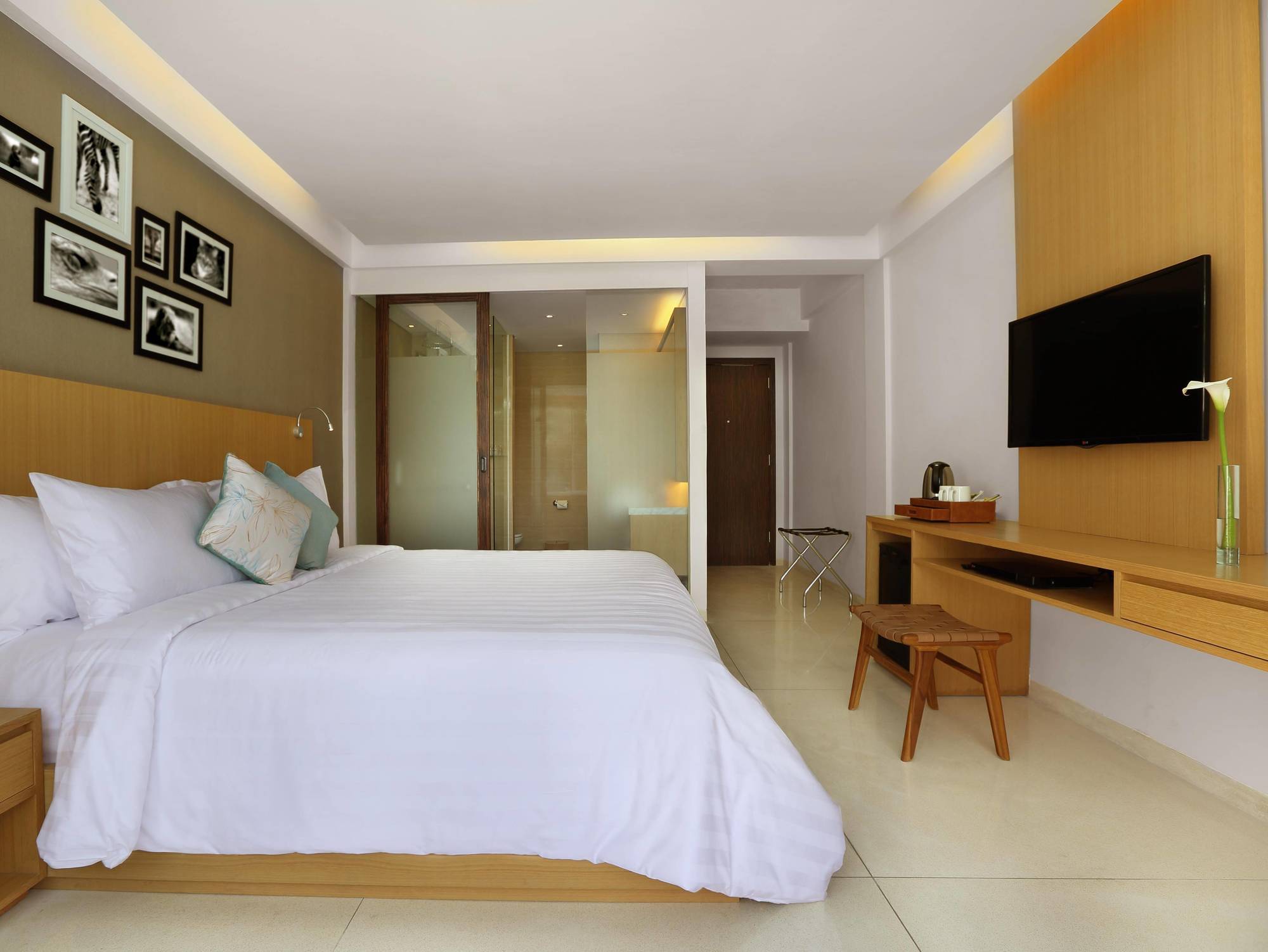 Ossotel Hotel 4*