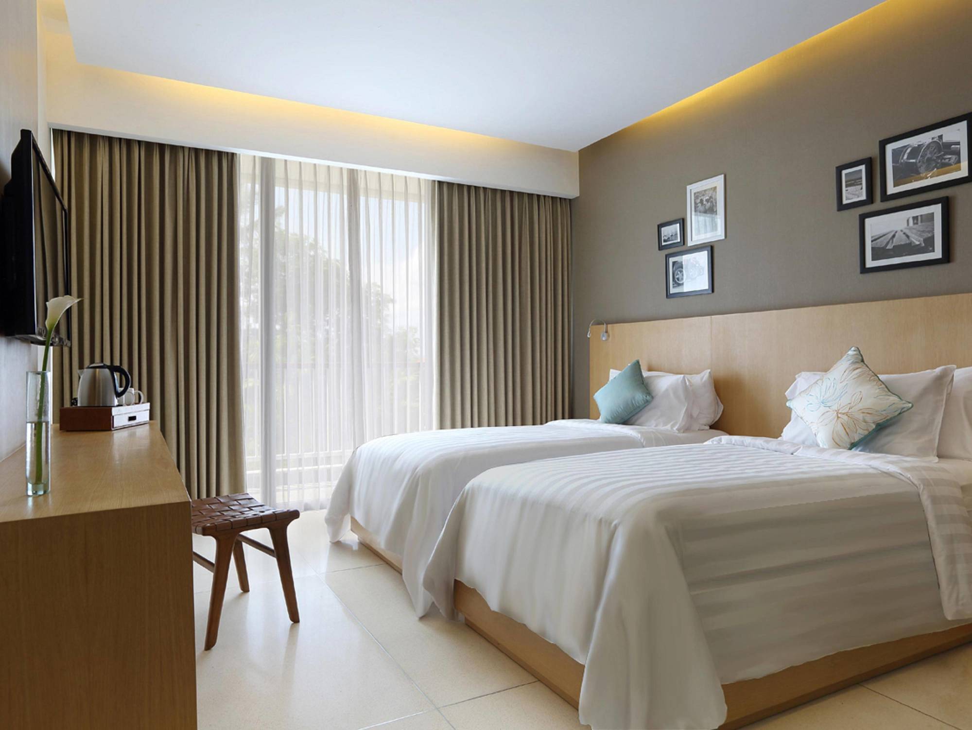 Ossotel Hotel 4*