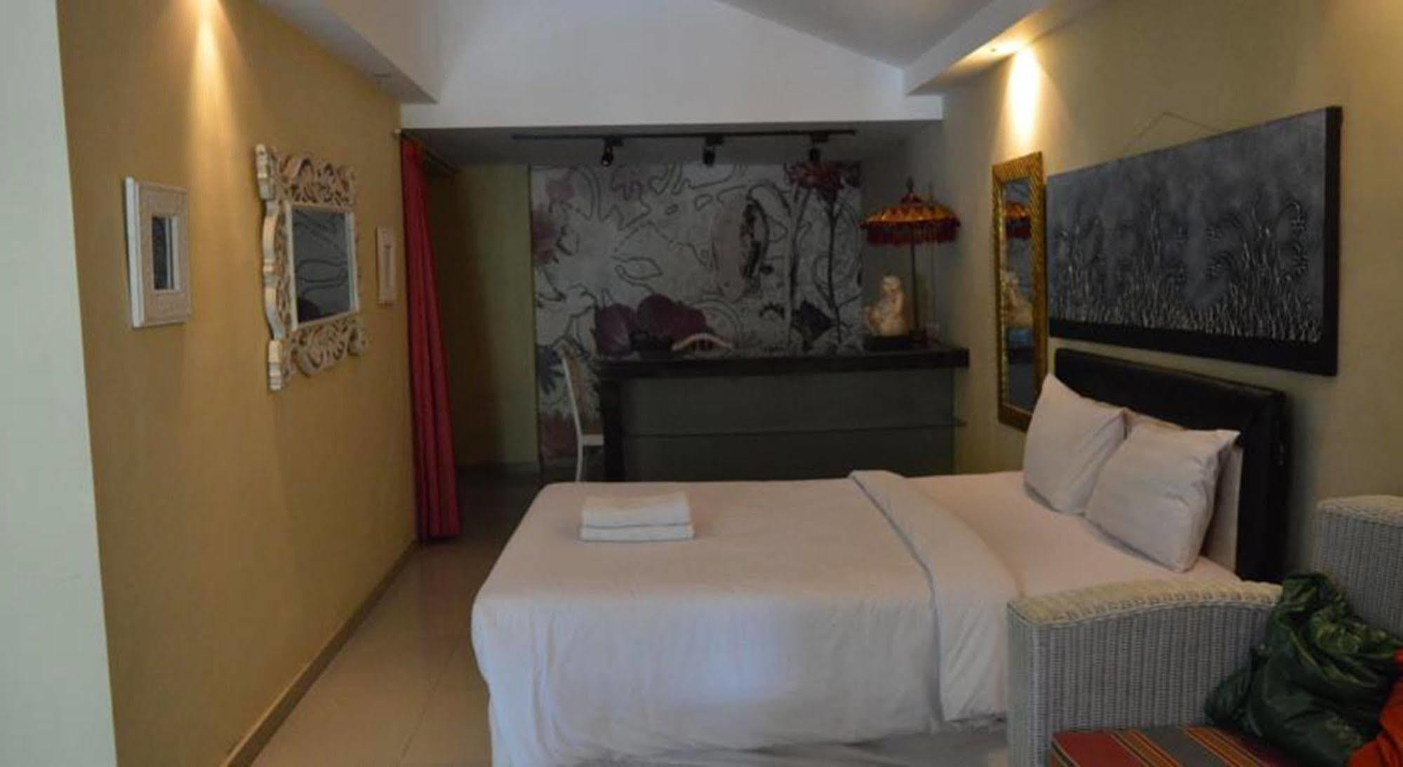Marinos Place Guest house