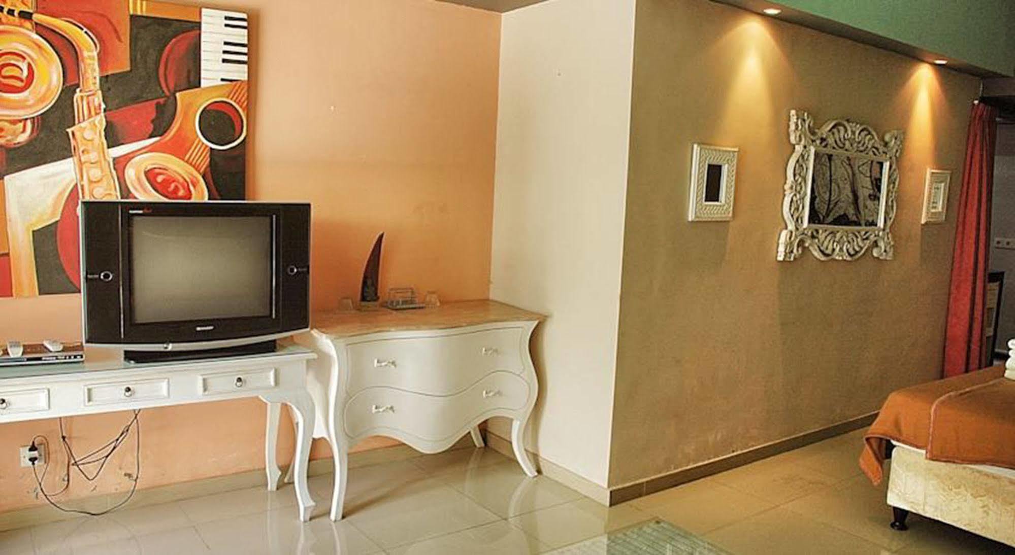 Marinos Place Legian (Bali)