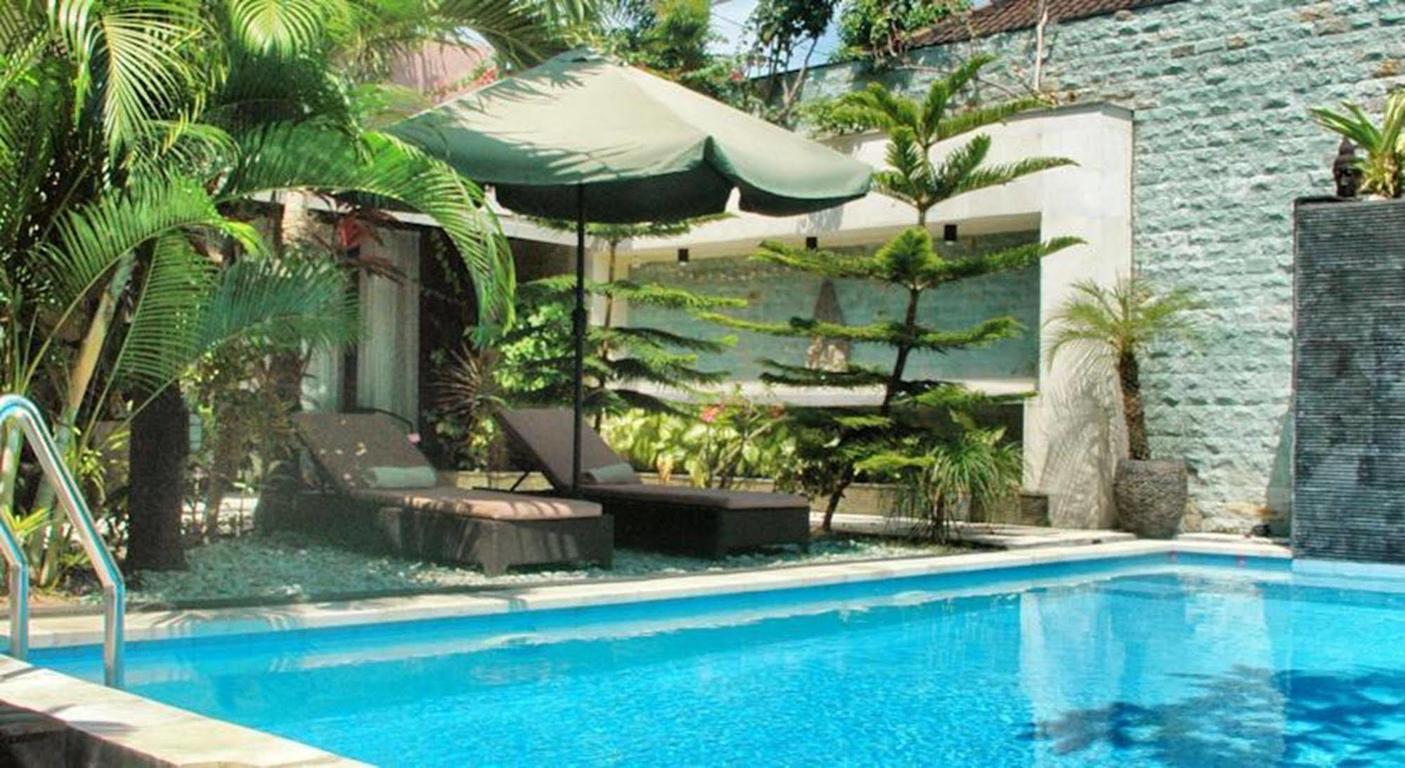 Guest house Marinos Place 3*