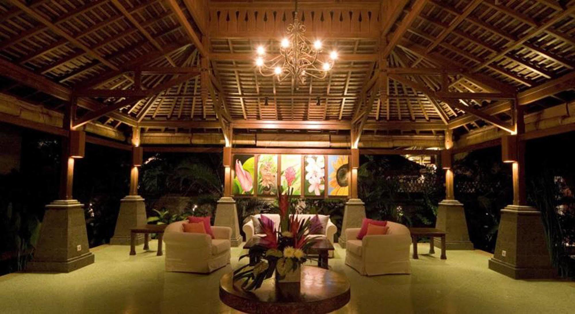 The Aroma's Of Bali & 3*