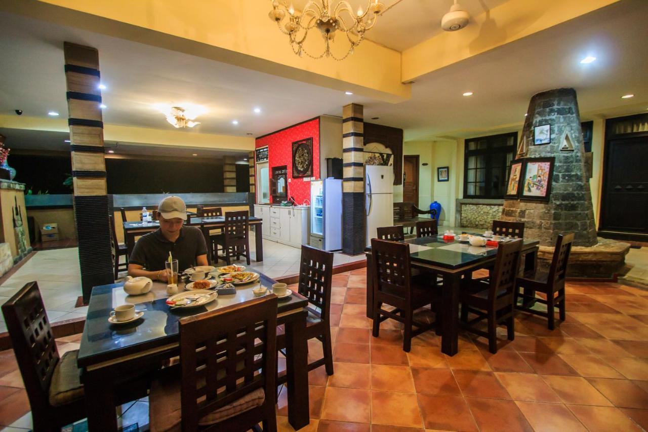 Sri Ratu Guest house Legian (Bali)