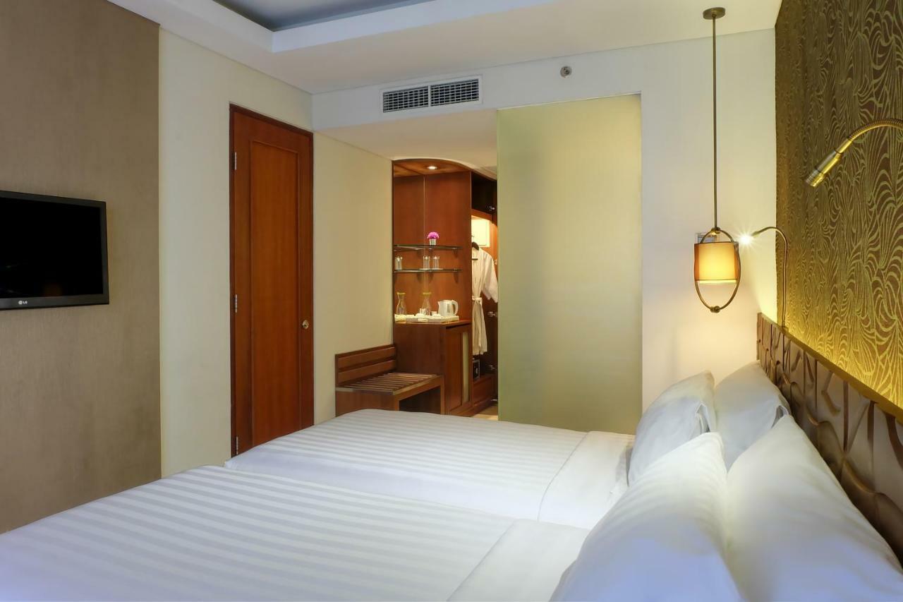 Hotel Sun Island &