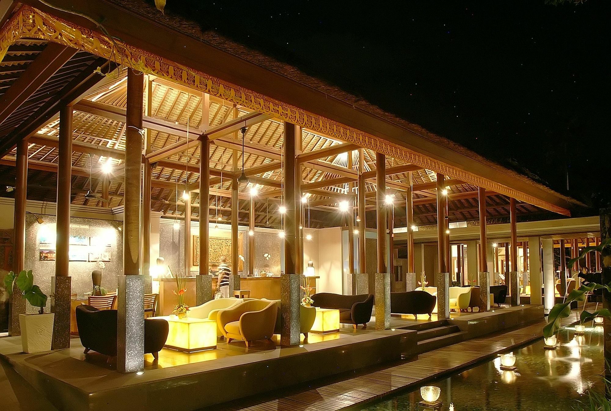 Legian Beach Villas 3*