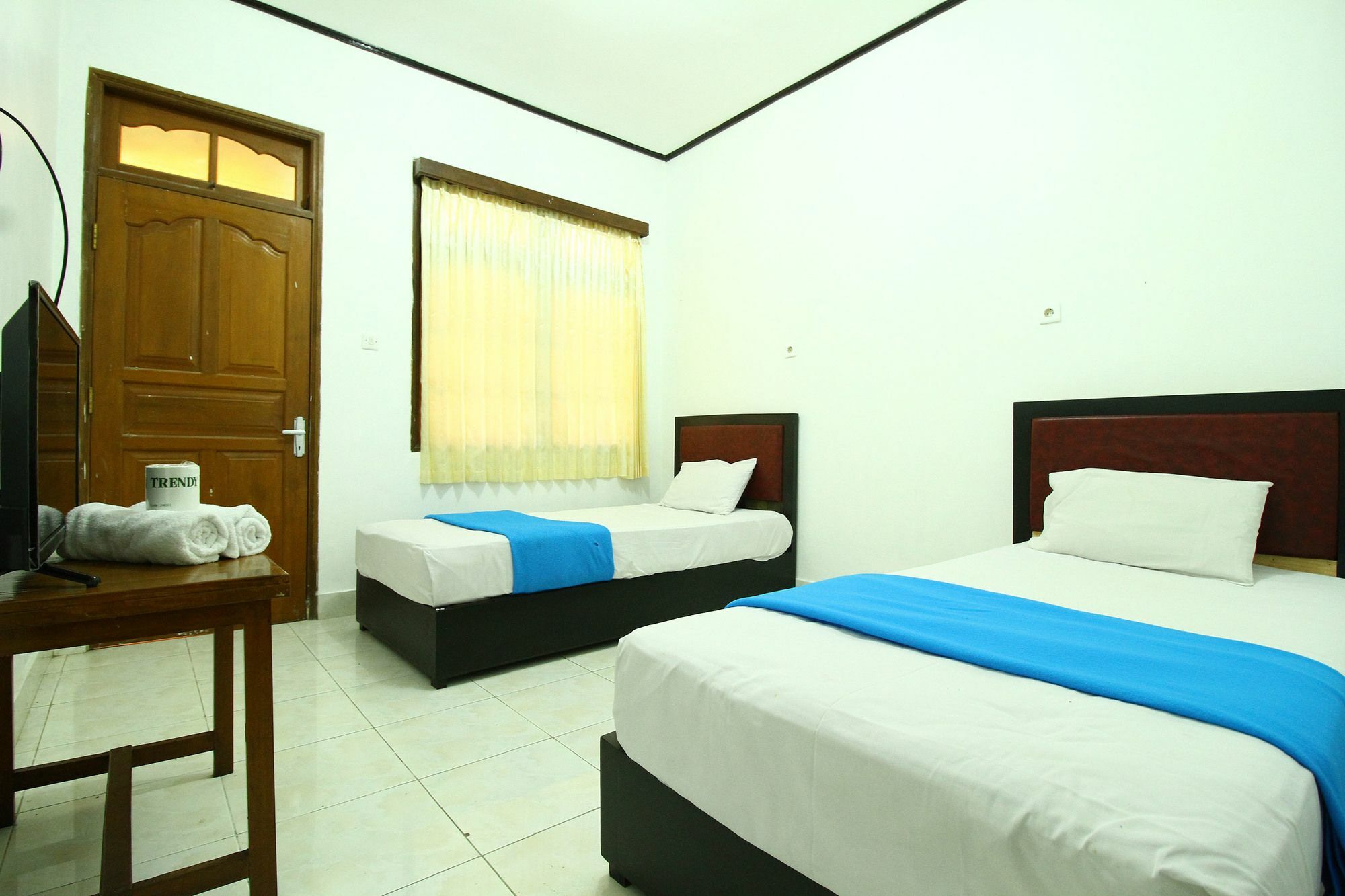 Dua Dara Kuta 2* Legian (Bali)