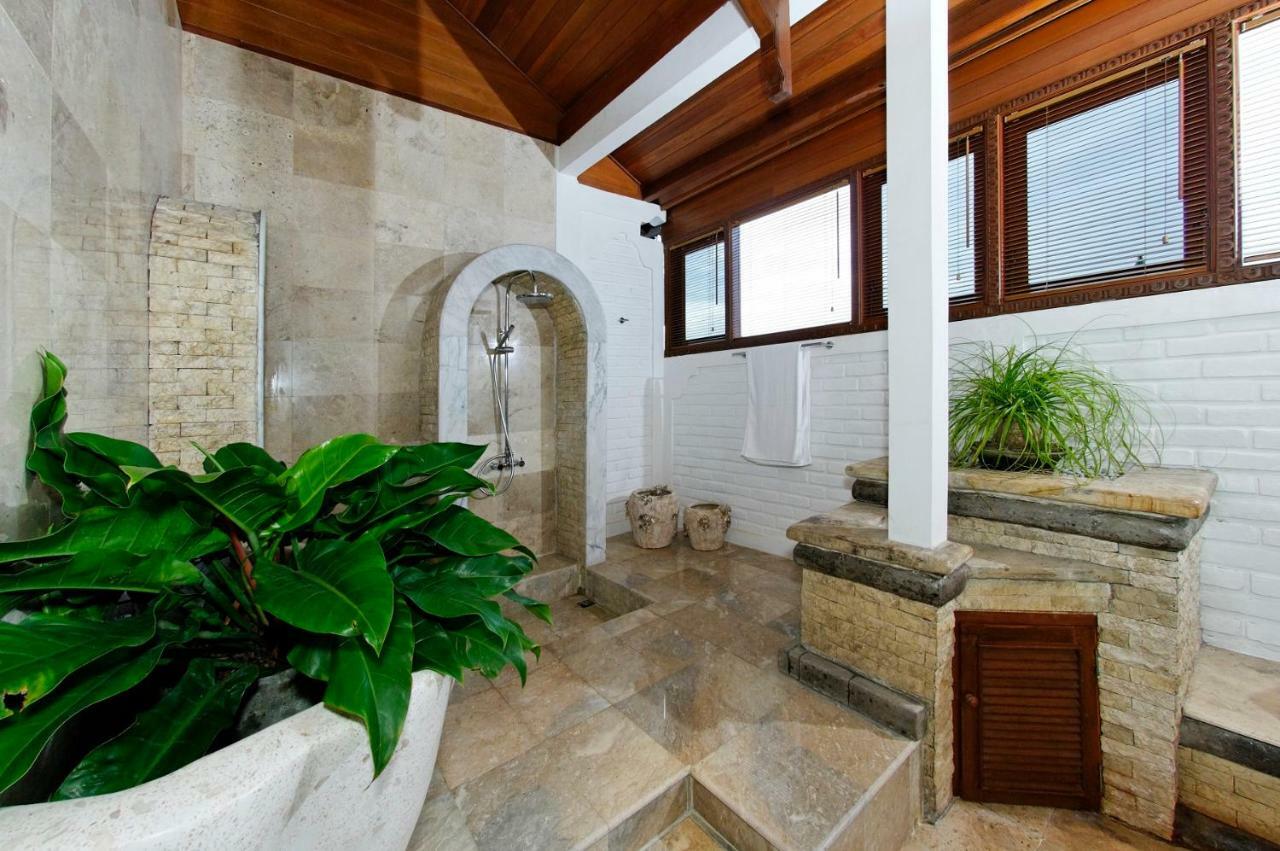 Villa Tirta Kuta-legian Legian (Bali)