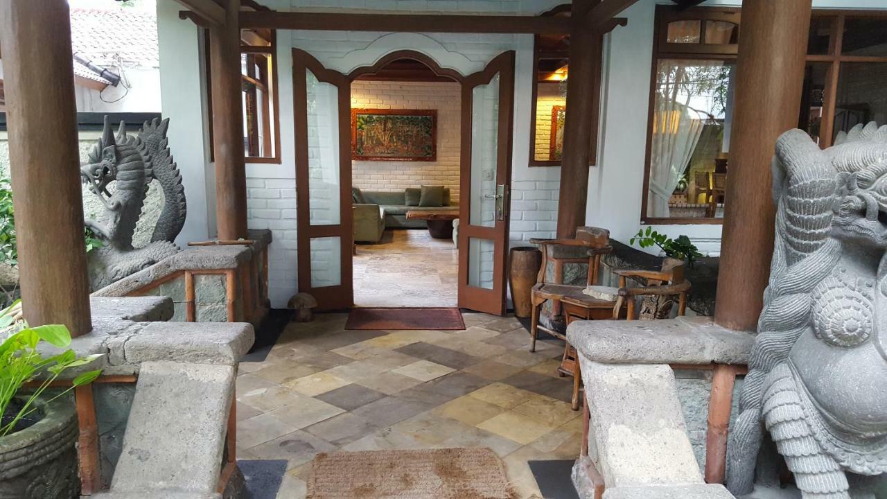 Villa Tirta Kuta-legian *