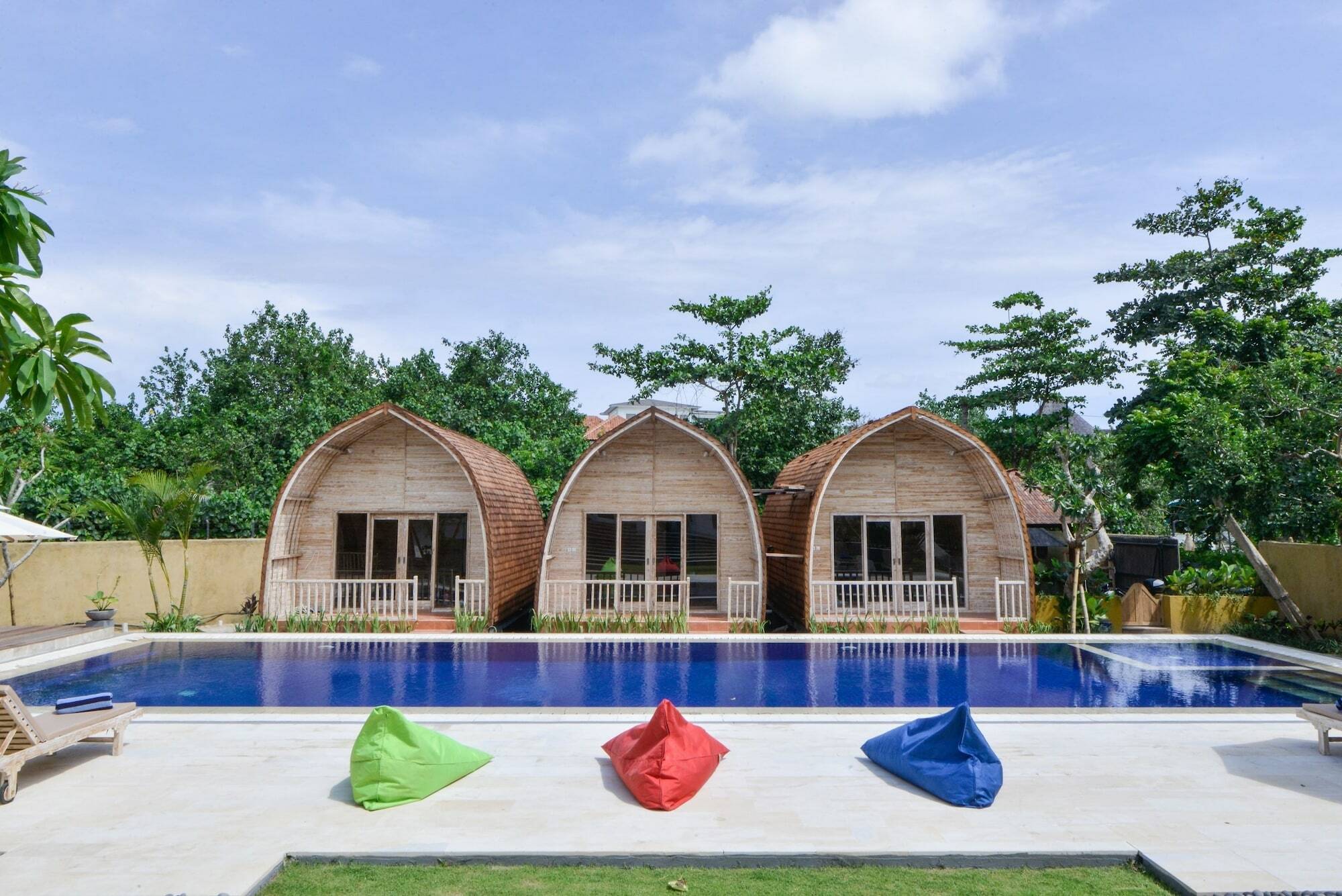 Hotel Del Mar Canggu 3*