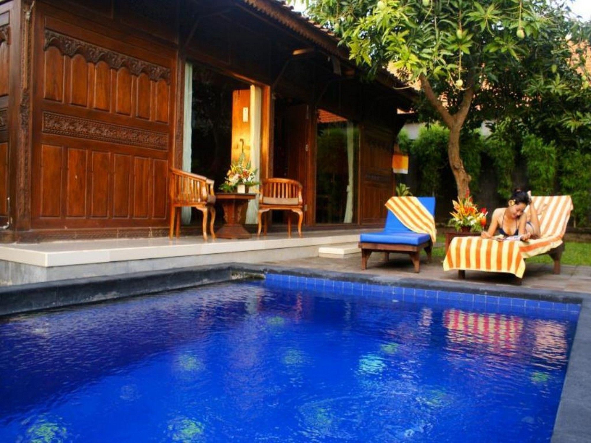 Nida Sahadewa Hotel 2*