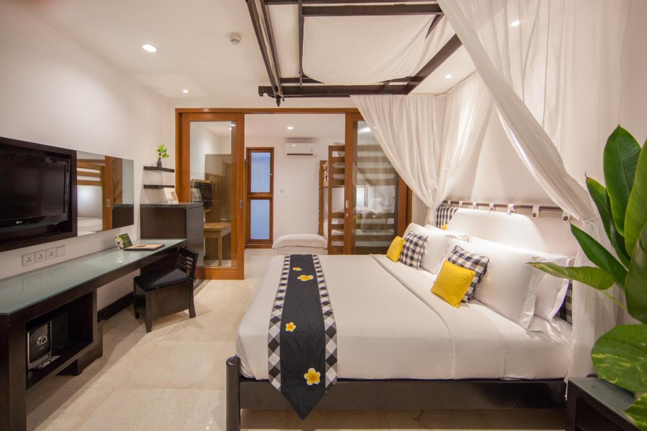 Legian Beach Hotel 4* Legian (Bali)