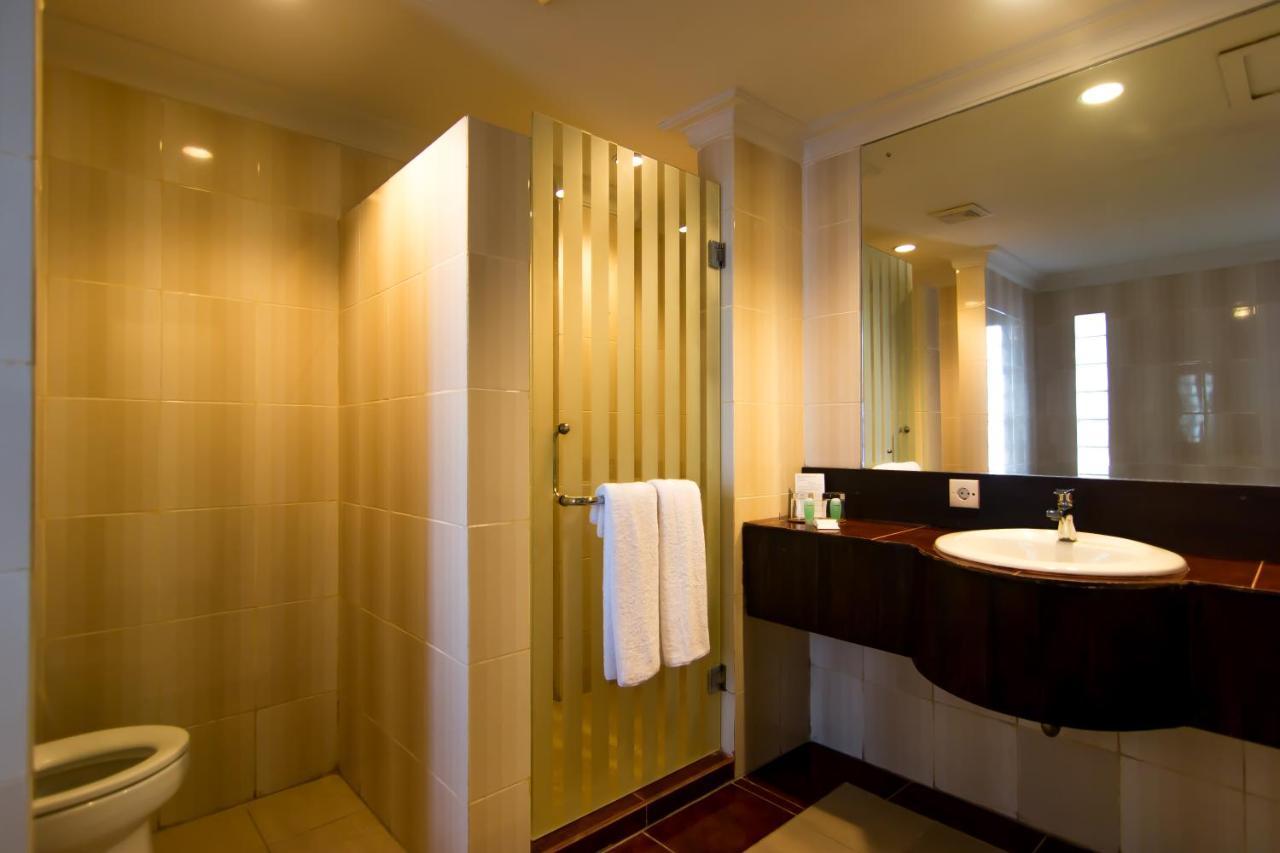 Champlung Mas Legian, Kuta Hotel 4*