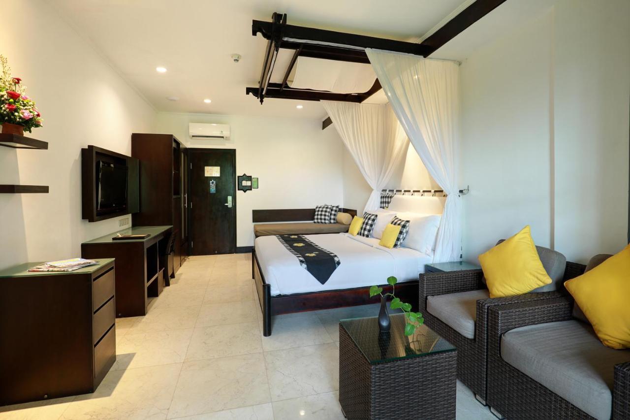Legian Beach Hotel 4*